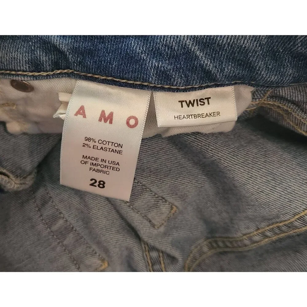 AMO Twist Fray Jeans in Heartbreaker Size 28